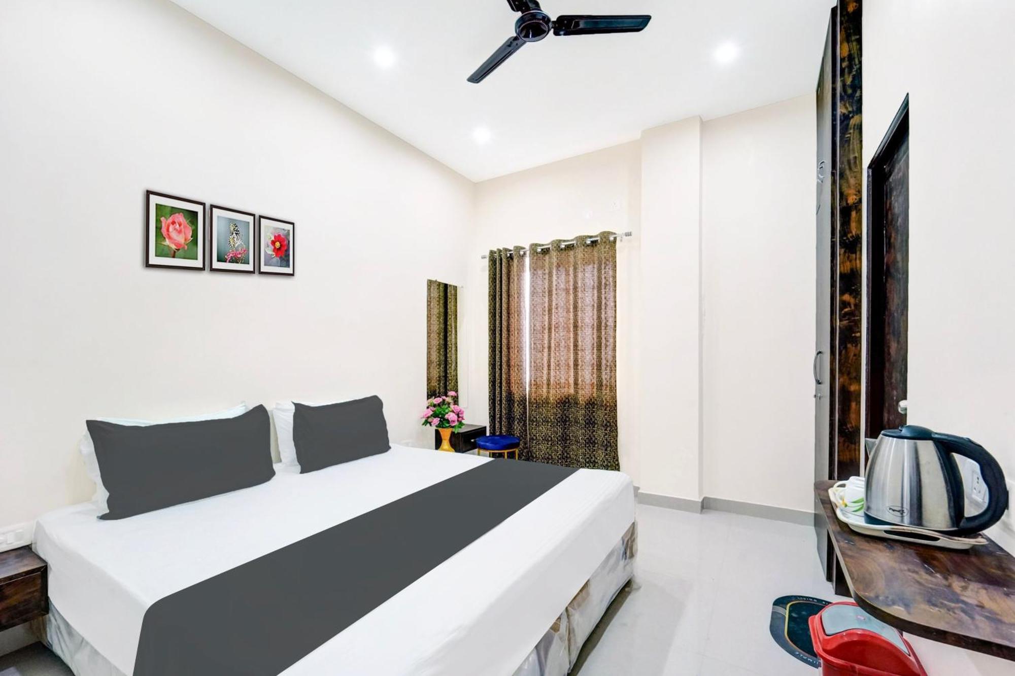 Hotel O The Elegance Resort Danapur Extérieur photo